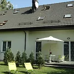 Dom Artusa 우스트카