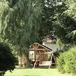 펜션 Dom Artusa 우스트카