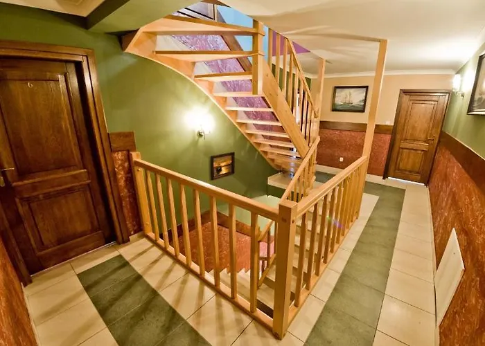 Dom Artusa Nyaraló *