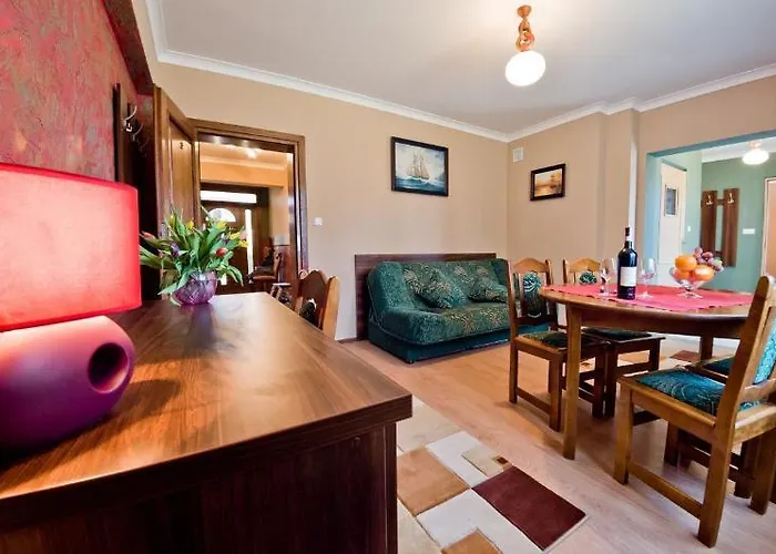 Dom Artusa Nyaraló *